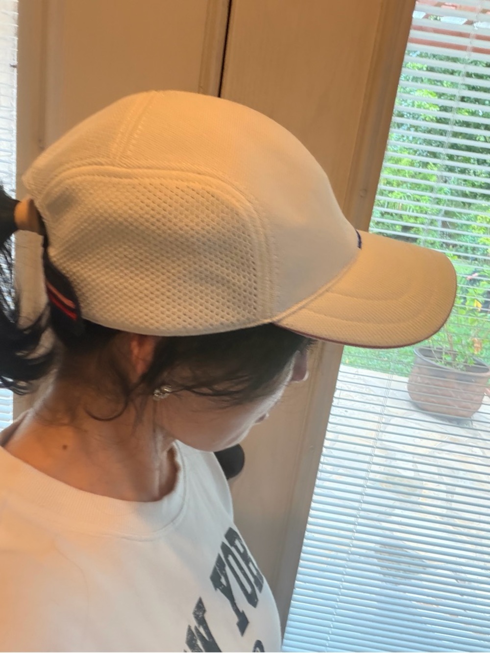 Rothy's LIMITED EDITION ~ Rothy's The Cap ~ Rothy's x Evian Collab - Picture 11 of 11